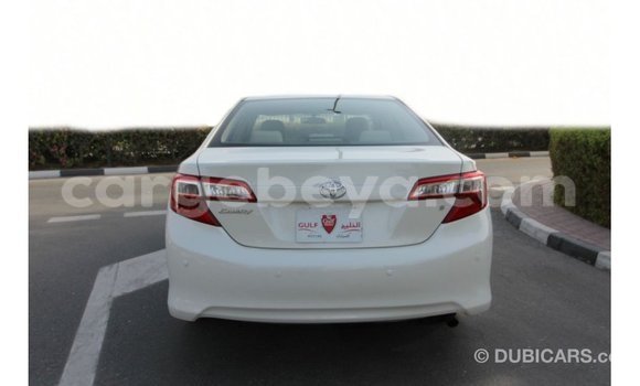 ይግዙ Imported Toyota Camry ነጭ መኪና በ Import - Dubai በ ኢትዮጵያ ይግዙ Imported Toyota Camry ነጭ መኪና በ Import - Dubai በ ኢትዮጵያ