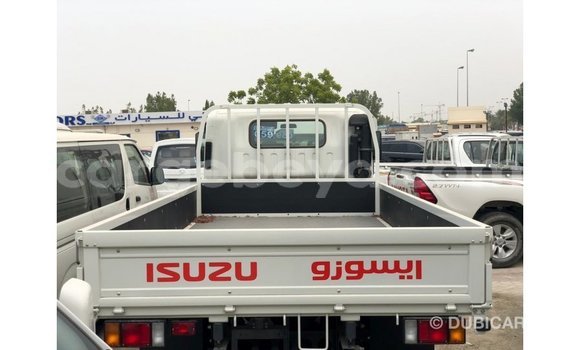 Buy Import Isuzu Rodeo White Car in Import - Dubai in Ethiopia Buy Import Isuzu Rodeo White Car in Import - Dubai in Ethiopia