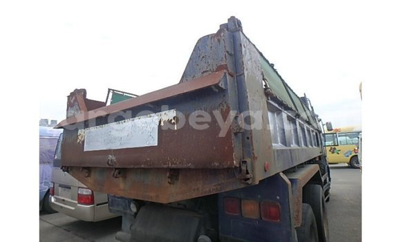 Buy Import Nissan Evalia Blue Truck in Import - Dubai in Ethiopia Buy Import Nissan Evalia Blue Truck in Import - Dubai in Ethiopia