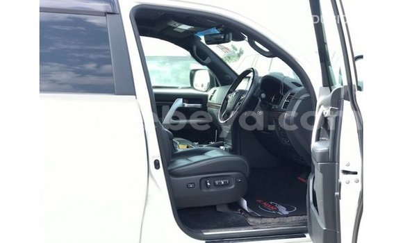 Buy Import Toyota Land Cruiser White Car in Import - Dubai in Ethiopia Buy Import Toyota Land Cruiser White Car in Import - Dubai in Ethiopia