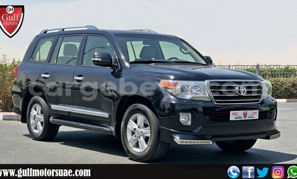ይግዙ Imported Toyota Land Cruiser ጥቁር መኪና በ Import - Dubai በ ኢትዮጵያ ይግዙ Imported Toyota Land Cruiser ጥቁር መኪና በ Import - Dubai በ ኢትዮጵያ