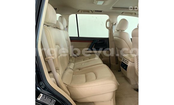 ይግዙ Imported Toyota Land Cruiser ጥቁር መኪና በ Import - Dubai በ ኢትዮጵያ ይግዙ Imported Toyota Land Cruiser ጥቁር መኪና በ Import - Dubai በ ኢትዮጵያ