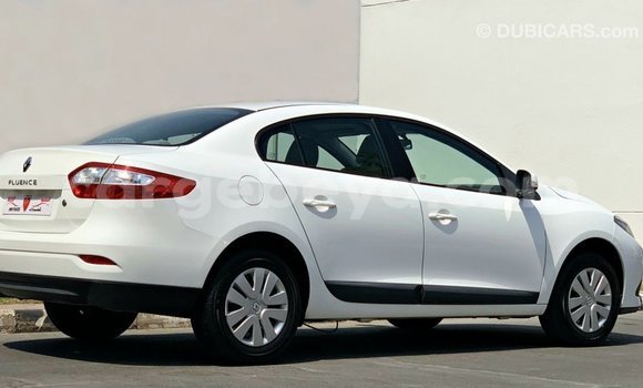 ይግዙ Imported Renault Fluence ነጭ መኪና በ Import - Dubai በ ኢትዮጵያ ይግዙ Imported Renault Fluence ነጭ መኪና በ Import - Dubai በ ኢትዮጵያ