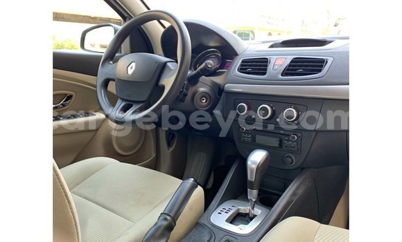 ይግዙ Imported Renault Fluence ነጭ መኪና በ Import - Dubai በ ኢትዮጵያ ይግዙ Imported Renault Fluence ነጭ መኪና በ Import - Dubai በ ኢትዮጵያ