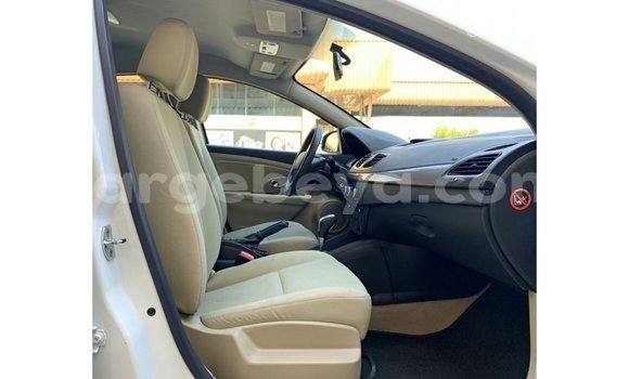 ይግዙ Imported Renault Fluence ነጭ መኪና በ Import - Dubai በ ኢትዮጵያ ይግዙ Imported Renault Fluence ነጭ መኪና በ Import - Dubai በ ኢትዮጵያ