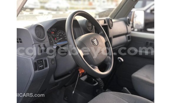 Buy Import Toyota Land Cruiser White Car in Import - Dubai in Ethiopia Buy Import Toyota Land Cruiser White Car in Import - Dubai in Ethiopia