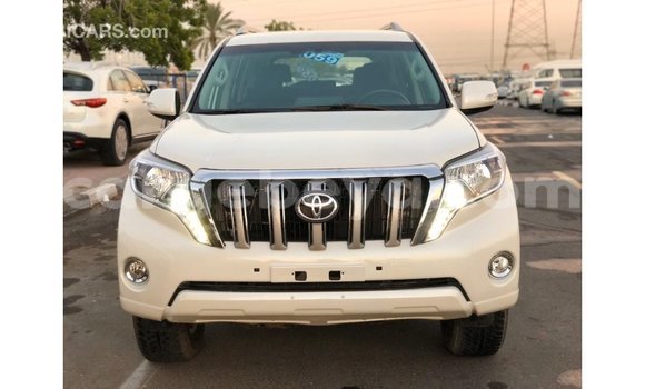 Acheter Import Voiture Toyota Prado Blanc à Import - Dubai, Ethiopie Acheter Import Voiture Toyota Prado Blanc à Import - Dubai, Ethiopie