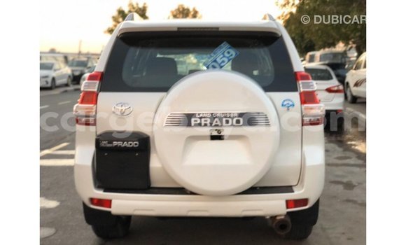 Acheter Import Voiture Toyota Prado Blanc à Import - Dubai, Ethiopie Acheter Import Voiture Toyota Prado Blanc à Import - Dubai, Ethiopie