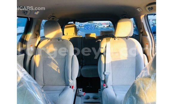 Buy Import Toyota Sienna White Car in Import - Dubai in Ethiopia Buy Import Toyota Sienna White Car in Import - Dubai in Ethiopia