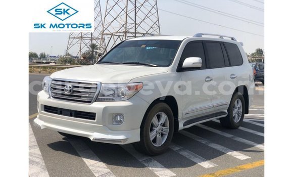 Buy Import Toyota Land Cruiser White Car in Import - Dubai in Ethiopia Buy Import Toyota Land Cruiser White Car in Import - Dubai in Ethiopia