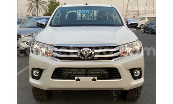 Acheter Import Voiture Toyota Hilux Blanc à Import - Dubai, Ethiopie Acheter Import Voiture Toyota Hilux Blanc à Import - Dubai, Ethiopie