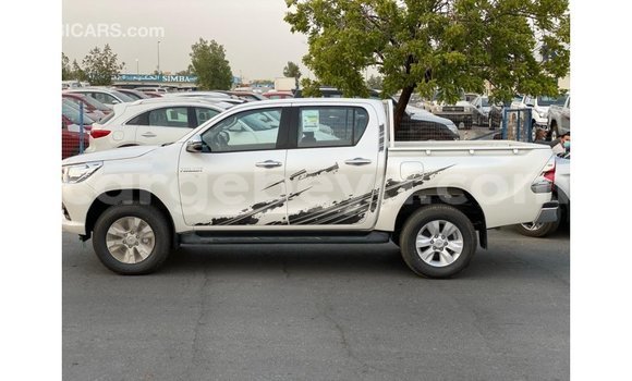 Acheter Import Voiture Toyota Hilux Blanc à Import - Dubai, Ethiopie Acheter Import Voiture Toyota Hilux Blanc à Import - Dubai, Ethiopie
