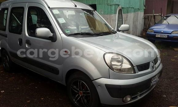 Buy Used Renault Kangoo Silver Car in Addis–Ababa in Ethiopia