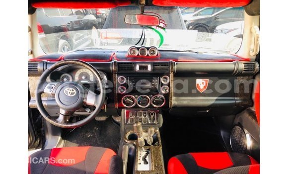 Acheter Import Voiture Toyota FJ Cruiser Noir à Import - Dubai, Ethiopie Acheter Import Voiture Toyota FJ Cruiser Noir à Import - Dubai, Ethiopie