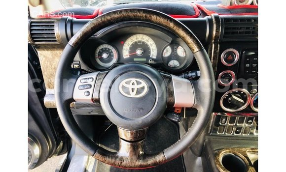 Acheter Import Voiture Toyota FJ Cruiser Noir à Import - Dubai, Ethiopie Acheter Import Voiture Toyota FJ Cruiser Noir à Import - Dubai, Ethiopie