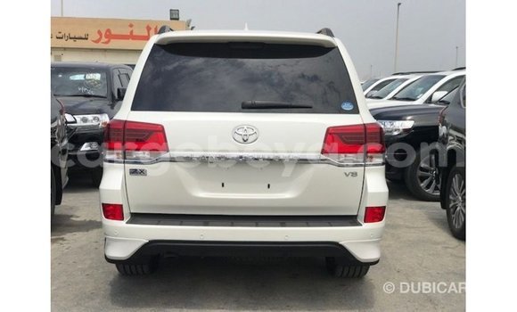 Buy Import Toyota Land Cruiser White Car in Import - Dubai in Ethiopia Buy Import Toyota Land Cruiser White Car in Import - Dubai in Ethiopia