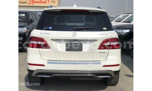 Buy Import Mercedes-Benz 190 White Car in Import - Dubai in Ethiopia Buy Import Mercedes-Benz 190 White Car in Import - Dubai in Ethiopia