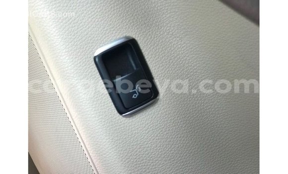 Buy Import Mercedes-Benz 190 White Car in Import - Dubai in Ethiopia Buy Import Mercedes-Benz 190 White Car in Import - Dubai in Ethiopia