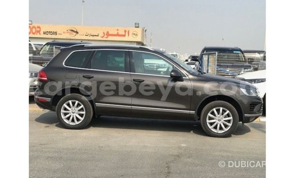 ይግዙ Imported Volkswagen Touareg ብናማ መኪና በ Import - Dubai በ ኢትዮጵያ ይግዙ Imported Volkswagen Touareg ብናማ መኪና በ Import - Dubai በ ኢትዮጵያ