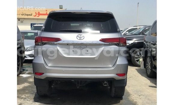 ይግዙ Imported Toyota Fortuner ሌላ መኪና በ Import - Dubai በ ኢትዮጵያ ይግዙ Imported Toyota Fortuner ሌላ መኪና በ Import - Dubai በ ኢትዮጵያ
