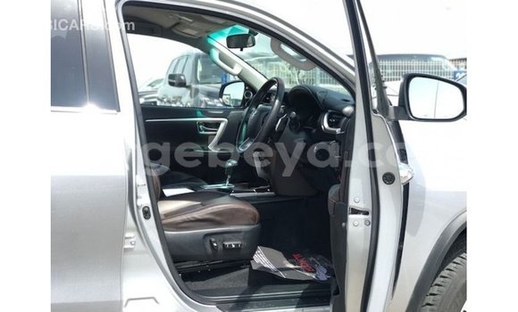ይግዙ Imported Toyota Fortuner ሌላ መኪና በ Import - Dubai በ ኢትዮጵያ ይግዙ Imported Toyota Fortuner ሌላ መኪና በ Import - Dubai በ ኢትዮጵያ