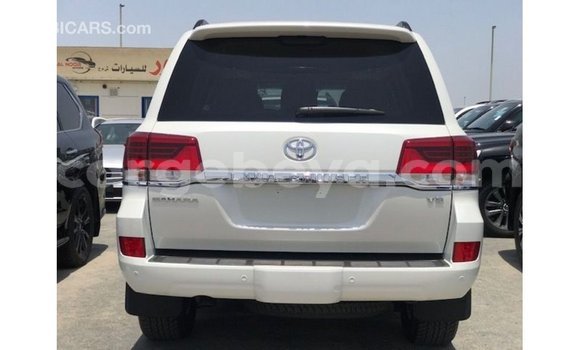 Buy Import Toyota Land Cruiser White Car in Import - Dubai in Ethiopia Buy Import Toyota Land Cruiser White Car in Import - Dubai in Ethiopia