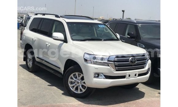 Buy Import Toyota Land Cruiser White Car in Import - Dubai in Ethiopia Buy Import Toyota Land Cruiser White Car in Import - Dubai in Ethiopia