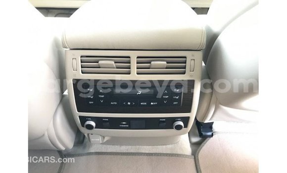 Buy Import Toyota Land Cruiser White Car in Import - Dubai in Ethiopia Buy Import Toyota Land Cruiser White Car in Import - Dubai in Ethiopia