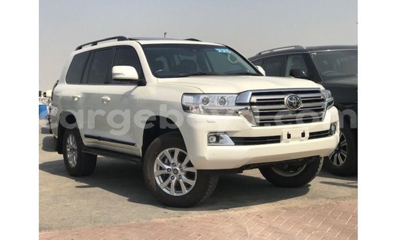 Buy Import Toyota Land Cruiser White Car in Import - Dubai in Ethiopia Buy Import Toyota Land Cruiser White Car in Import - Dubai in Ethiopia