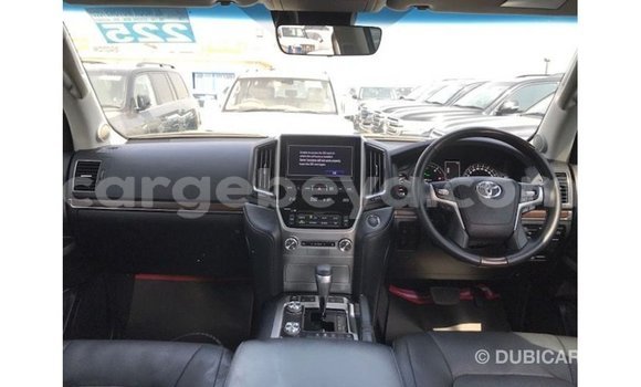 Buy Import Toyota Land Cruiser White Car in Import - Dubai in Ethiopia Buy Import Toyota Land Cruiser White Car in Import - Dubai in Ethiopia