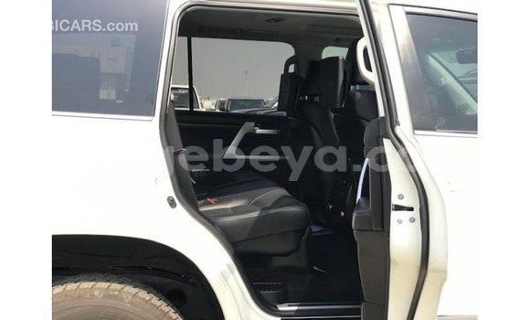 Buy Import Toyota Land Cruiser White Car in Import - Dubai in Ethiopia Buy Import Toyota Land Cruiser White Car in Import - Dubai in Ethiopia