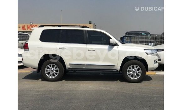 Buy Import Toyota Land Cruiser White Car in Import - Dubai in Ethiopia Buy Import Toyota Land Cruiser White Car in Import - Dubai in Ethiopia