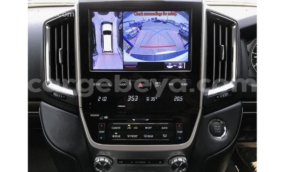 Buy Import Toyota Land Cruiser White Car in Import - Dubai in Ethiopia Buy Import Toyota Land Cruiser White Car in Import - Dubai in Ethiopia