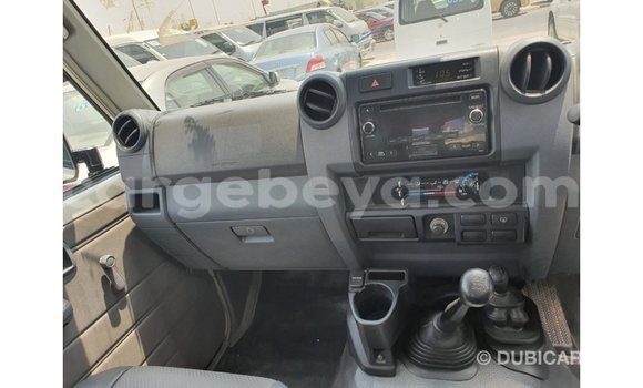 Buy Import Toyota Land Cruiser White Car in Import - Dubai in Ethiopia Buy Import Toyota Land Cruiser White Car in Import - Dubai in Ethiopia