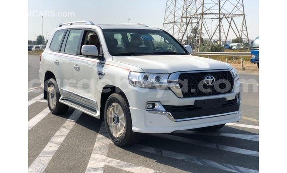 Buy Import Toyota Land Cruiser White Car in Import - Dubai in Ethiopia Buy Import Toyota Land Cruiser White Car in Import - Dubai in Ethiopia