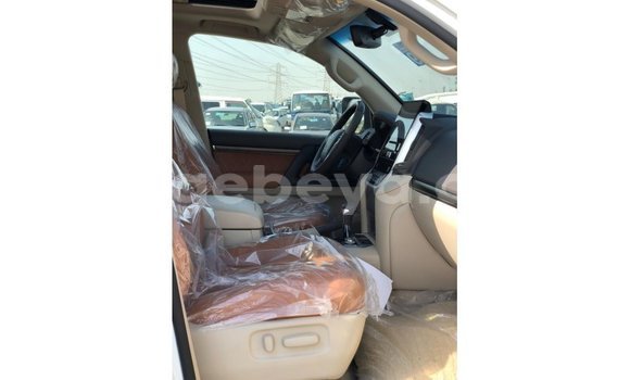 Buy Import Toyota Land Cruiser White Car in Import - Dubai in Ethiopia Buy Import Toyota Land Cruiser White Car in Import - Dubai in Ethiopia