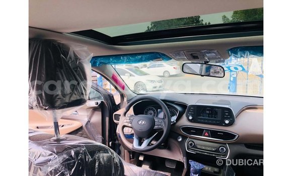 Acheter Import Voiture Hyundai Santa Fe Vert à Import - Dubai, Ethiopie Acheter Import Voiture Hyundai Santa Fe Vert à Import - Dubai, Ethiopie