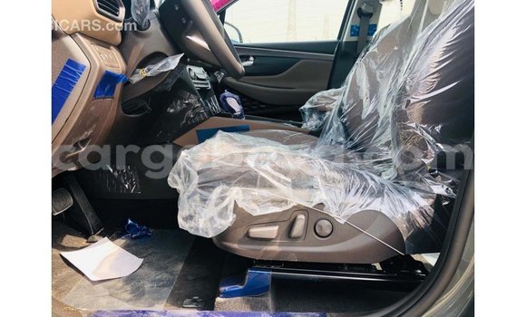 Acheter Import Voiture Hyundai Santa Fe Vert à Import - Dubai, Ethiopie Acheter Import Voiture Hyundai Santa Fe Vert à Import - Dubai, Ethiopie