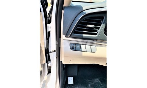 Buy Import Hyundai Elantra White Car in Import - Dubai in Ethiopia Buy Import Hyundai Elantra White Car in Import - Dubai in Ethiopia