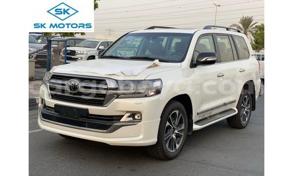 Buy Import Toyota DA White Truck in Import - Dubai in Ethiopia