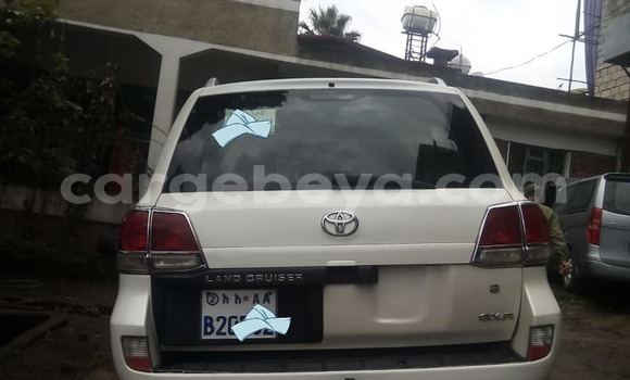 Buy Used Toyota Land Cruiser Beige Car in Addis–Ababa in Ethiopia Buy Used Toyota Land Cruiser Beige Car in Addis–Ababa in Ethiopia