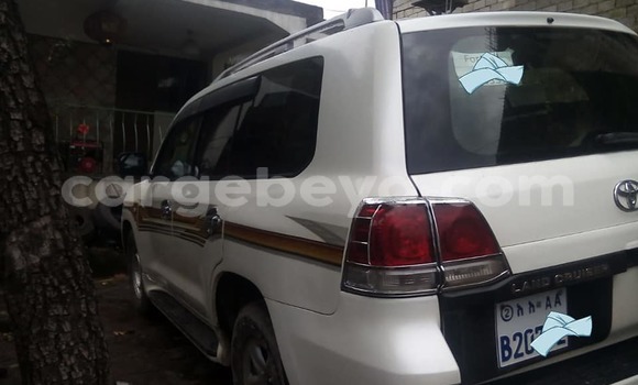 Buy Used Toyota Land Cruiser Beige Car in Addis–Ababa in Ethiopia Buy Used Toyota Land Cruiser Beige Car in Addis–Ababa in Ethiopia