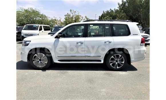 Buy Import Toyota Land Cruiser White Car in Import - Dubai in Ethiopia Buy Import Toyota Land Cruiser White Car in Import - Dubai in Ethiopia