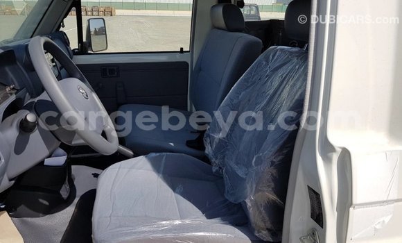 Buy Import Toyota Land Cruiser White Car in Import - Dubai in Ethiopia Buy Import Toyota Land Cruiser White Car in Import - Dubai in Ethiopia