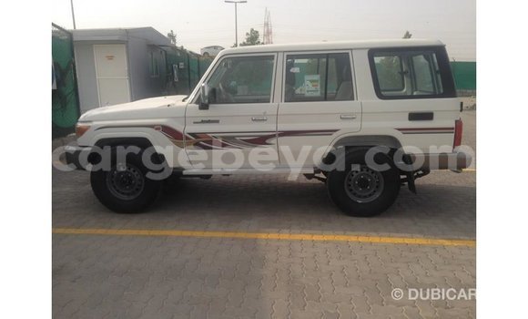 Buy Import Toyota Land Cruiser White Car in Import - Dubai in Ethiopia Buy Import Toyota Land Cruiser White Car in Import - Dubai in Ethiopia
