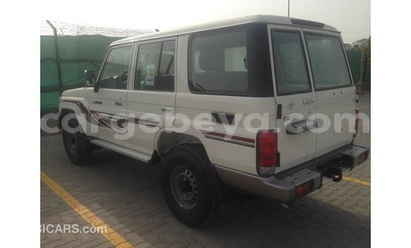 Buy Import Toyota Land Cruiser White Car in Import - Dubai in Ethiopia Buy Import Toyota Land Cruiser White Car in Import - Dubai in Ethiopia