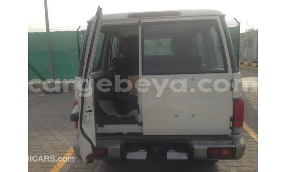 Buy Import Toyota Land Cruiser White Car in Import - Dubai in Ethiopia Buy Import Toyota Land Cruiser White Car in Import - Dubai in Ethiopia
