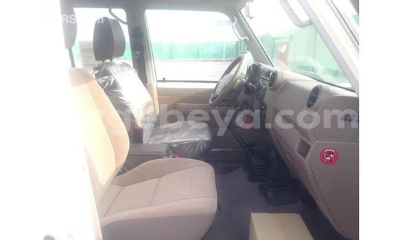 Buy Import Toyota Land Cruiser White Car in Import - Dubai in Ethiopia Buy Import Toyota Land Cruiser White Car in Import - Dubai in Ethiopia
