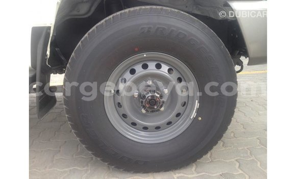 Buy Import Toyota Land Cruiser White Car in Import - Dubai in Ethiopia Buy Import Toyota Land Cruiser White Car in Import - Dubai in Ethiopia