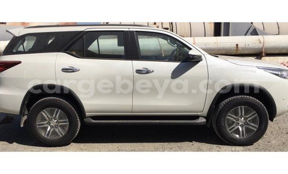 Buy Import Toyota Fortuner White Car in Import - Dubai in Ethiopia Buy Import Toyota Fortuner White Car in Import - Dubai in Ethiopia